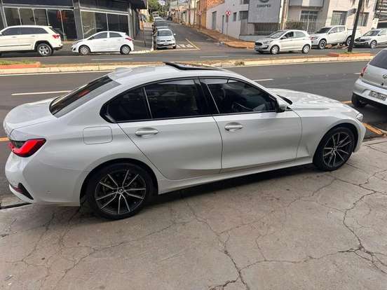 BMW-320i-2.0 16V TURBO GASOLINA SPORT GP AUTOMÁTICO BMW-320i-2020