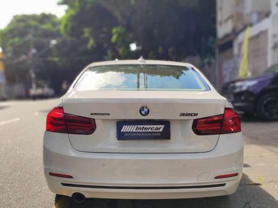 BMW-320i-2.0 SPORT 16V TURBO ACTIVE FLEX 4P AUTOMÁTICO BMW-320i-2018