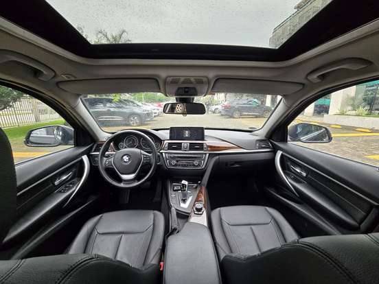 BMW-328i-2012