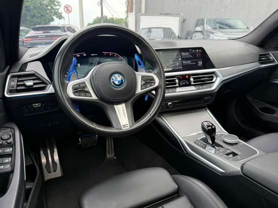 BMW-330e-2.0 16V TURBO HÍBRIDO M SPORT AUTOMÁTICO BMW-330e-2022