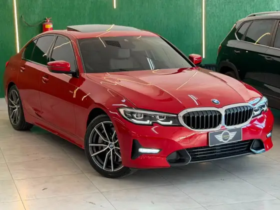 BMW 330i 2.0 16V TURBO GASOLINA SPORT AUTOMÁTICO