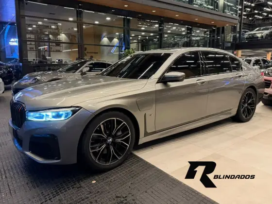 BMW 745Le 3.0 TWINPOWER HÍBRIDO M SPORT AUTOMÁTICO