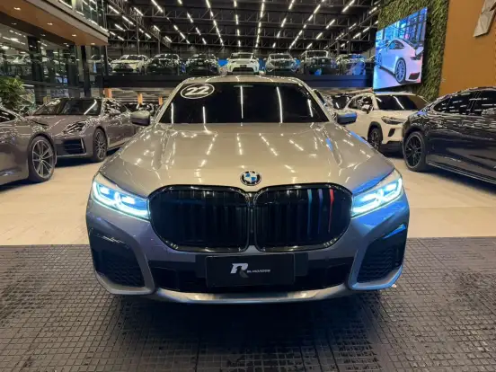 BMW-745Le-3.0 TWINPOWER HÍBRIDO M SPORT AUTOMÁTICO BMW-745Le-2021