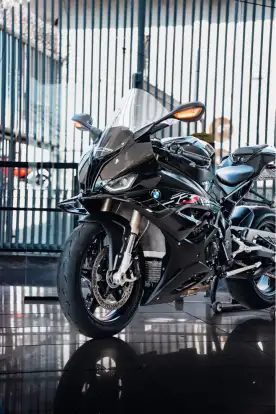 BMW-S 1000 RR-2024
