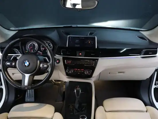 BMW-X1-2022