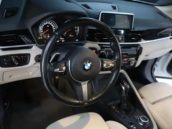 BMW-X1-2022
