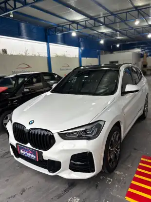BMW-X1-2.0 16V TURBO ACTIVEFLEX SDRIVE20I GP 4P AUTOMÁTICO BMW-X1-2022