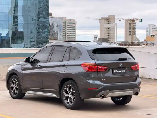 BMW-X1-2.0 16V TURBO ACTIVEFLEX SDRIVE20I X-LINE 4P AUTOMÁTICO BMW-X1-2019