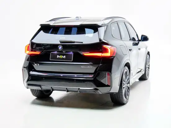 BMW-X1-2025