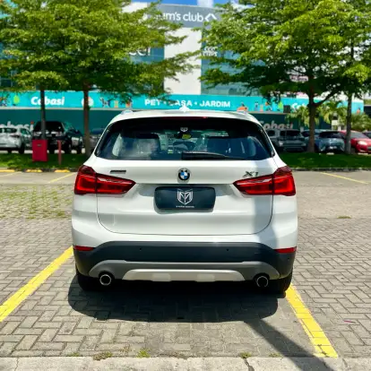 BMW-X1-2017