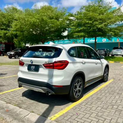 BMW-X1-2017
