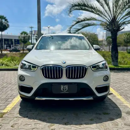 BMW-X1-2.0 16V TURBO GASOLINA SDRIVE20I X-LINE 4P AUTOMÁTICO BMW-X1-2017