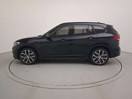 BMW-X1-2022