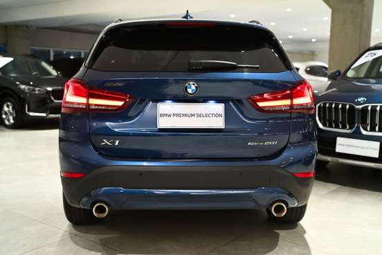 BMW-X1-2022