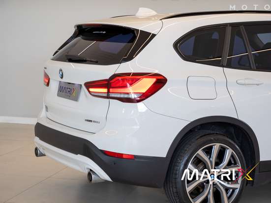 BMW-X1-2022