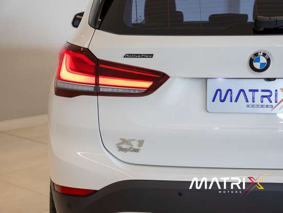 BMW-X1-2022
