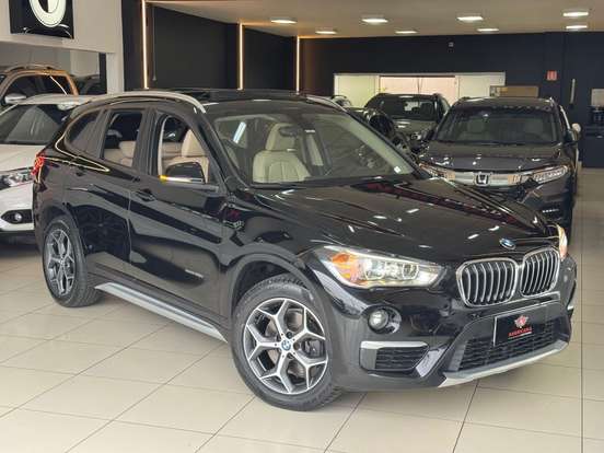 BMW-X1-2.0 16V TURBO ACTIVEFLEX SDRIVE20I X-LINE 4P AUTOMÁTICO BMW-X1-2017