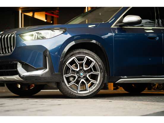 BMW-X1-2024