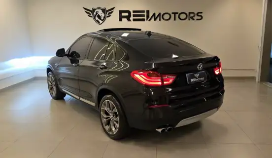 BMW-X4-2017