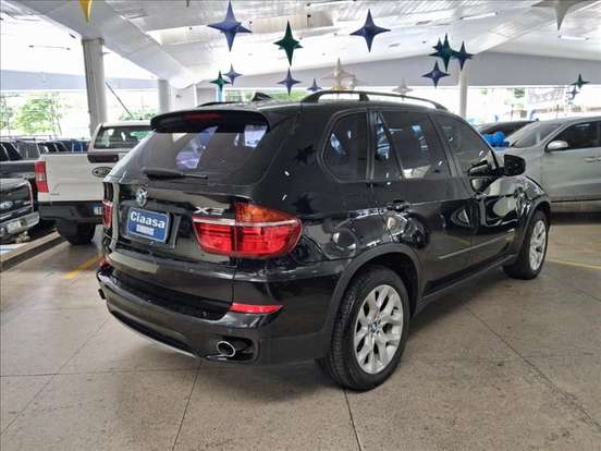 BMW-X5-2012