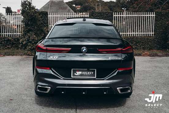 BMW-X6-2023