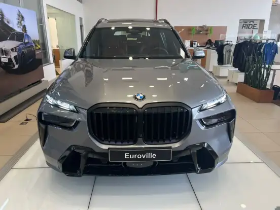 BMW-X7-2025
