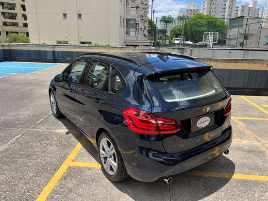BMW-220i-2.0 CAT GP 16V TURBO ACTIVEFLEX 4P AUTOMÁTICO BMW-220i-2015
