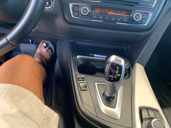 BMW-320i-2013