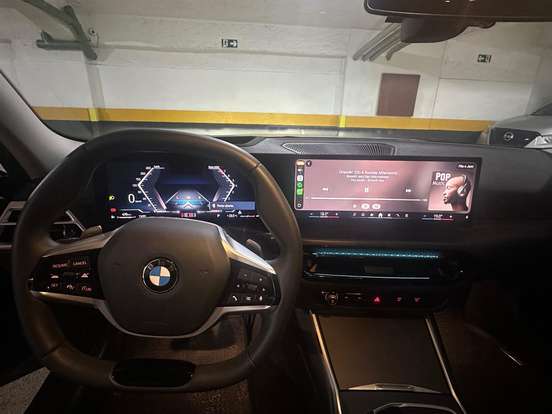 BMW-320i-2024