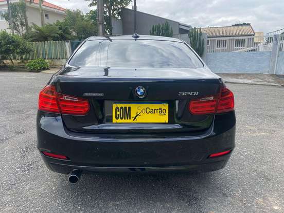 BMW-320i-2.0 SPORT GP 16V TURBO ACTIVE FLEX 4P AUTOMÁTICO BMW-320i-2014