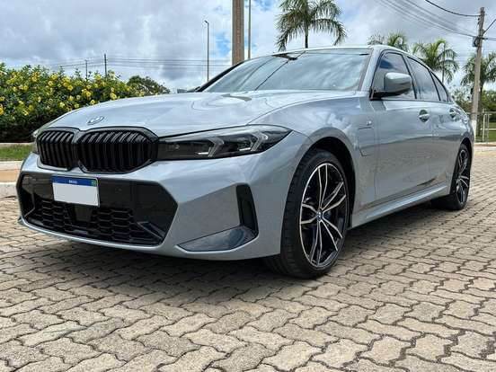 BMW-330e-2.0 16V TURBO HÍBRIDO M SPORT AUTOMÁTICO BMW-330e-2024