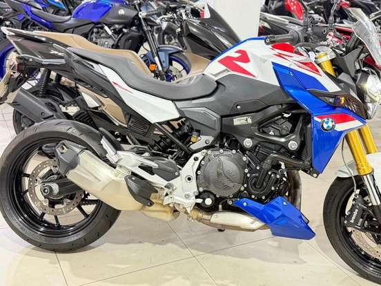 BMW-F 900 R SPORT PLUS BMW-F 900 R SPORT PLUS-2024