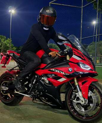 BMW-S 1000 RR-2024