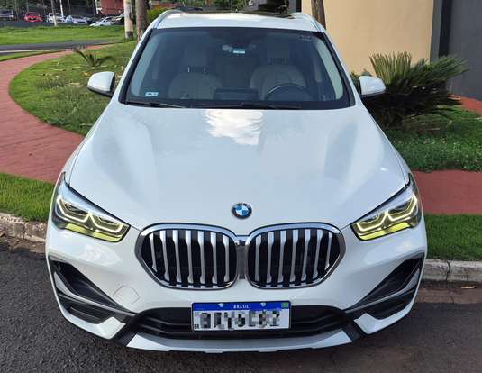 BMW-X1-2022