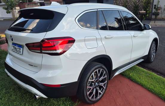 BMW-X1-2.0 16V TURBO ACTIVEFLEX SDRIVE20I X-LINE 4P AUTOMÁTICO BMW-X1-2022