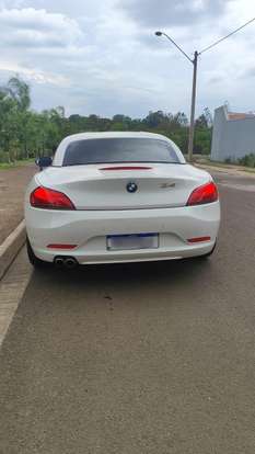 BMW-Z4-2.5 I6 GASOLINA SDRIVE23I AUTOMÁTICO BMW-Z4-2011