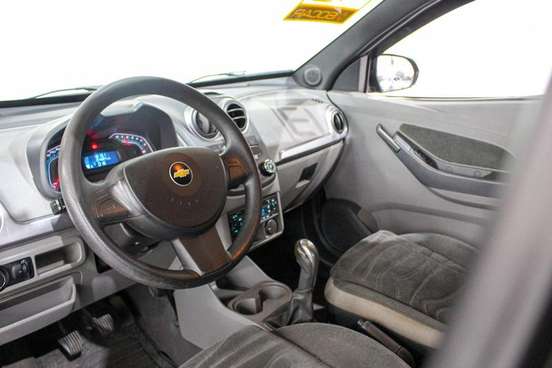 CHEVROLET-AGILE-2012