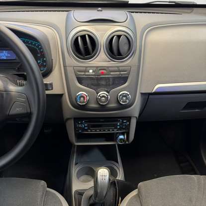CHEVROLET-AGILE-2012
