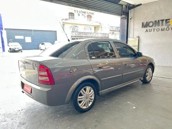 CHEVROLET-ASTRA-2004