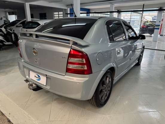CHEVROLET-ASTRA-2.0 MPFI ADVANTAGE 8V FLEX 4P AUTOMÁTICO CHEVROLET-ASTRA-2011
