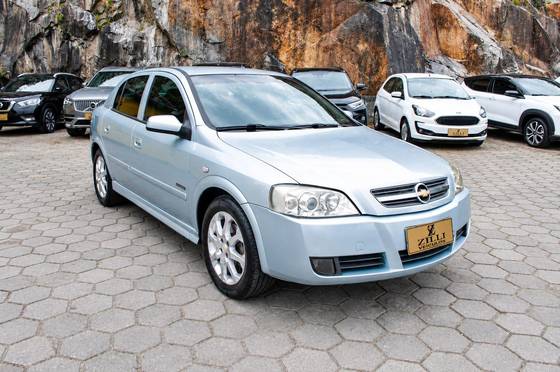 CHEVROLET ASTRA 2.0 MPFI ADVANTAGE 8V FLEX 4P MANUAL