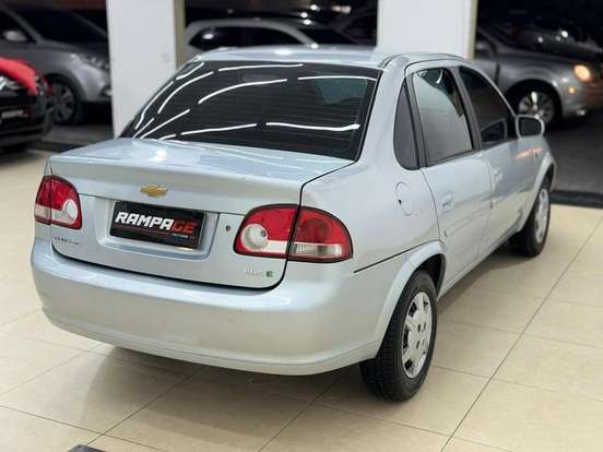 CHEVROLET-CLASSIC-2012