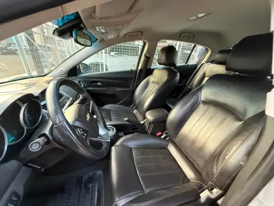 CHEVROLET-CRUZE-2014
