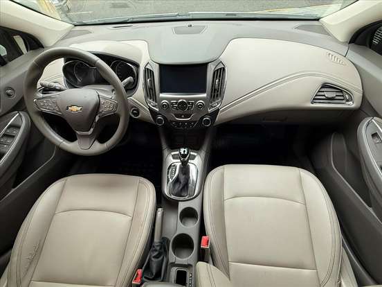 CHEVROLET-CRUZE-2018