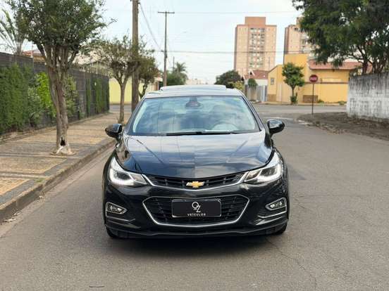 CHEVROLET-CRUZE-2018