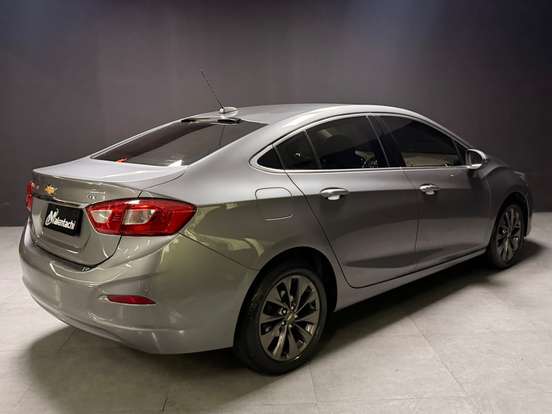 CHEVROLET-CRUZE-2017