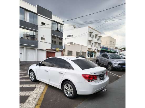 CHEVROLET-CRUZE-2015