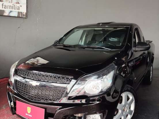 CHEVROLET-MONTANA-2012