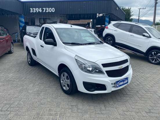 CHEVROLET-MONTANA-2012