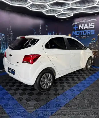 CHEVROLET-ONIX-2021